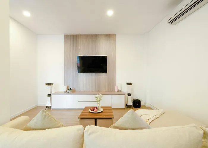 4 Bedroom - Pool, 3 Bathrooms 别墅 *